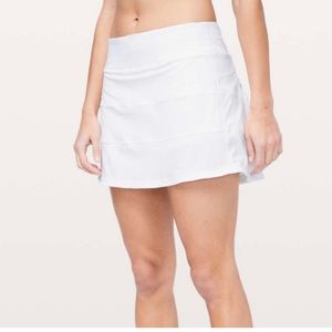 Lululemon Pace Rival athletic skirt size 8 WHITE